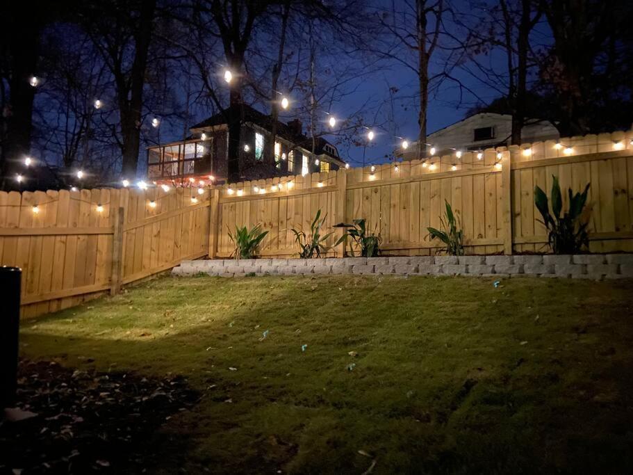 Вілла 5Min-Grant Park With Fenced Yard, Parking And Pet Friendly Атланта Екстер'єр фото